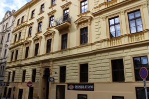 Výškové práce - Rekonstrukce památkově chráněné fasády v centru Prahy - STARWORK